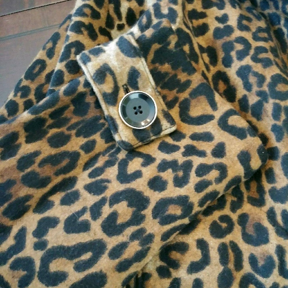 Coat - Picture 3 of 3